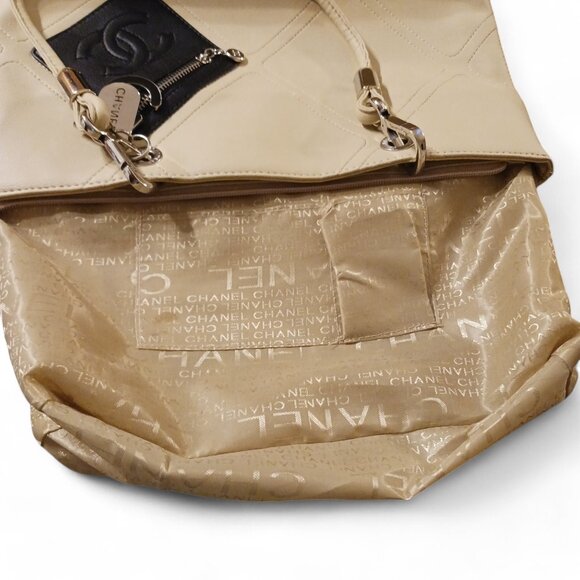 Cream Shoulder Carry-All Tote Bag with Contrast Black Accents, Silver Hardware - Picture 12 of 13